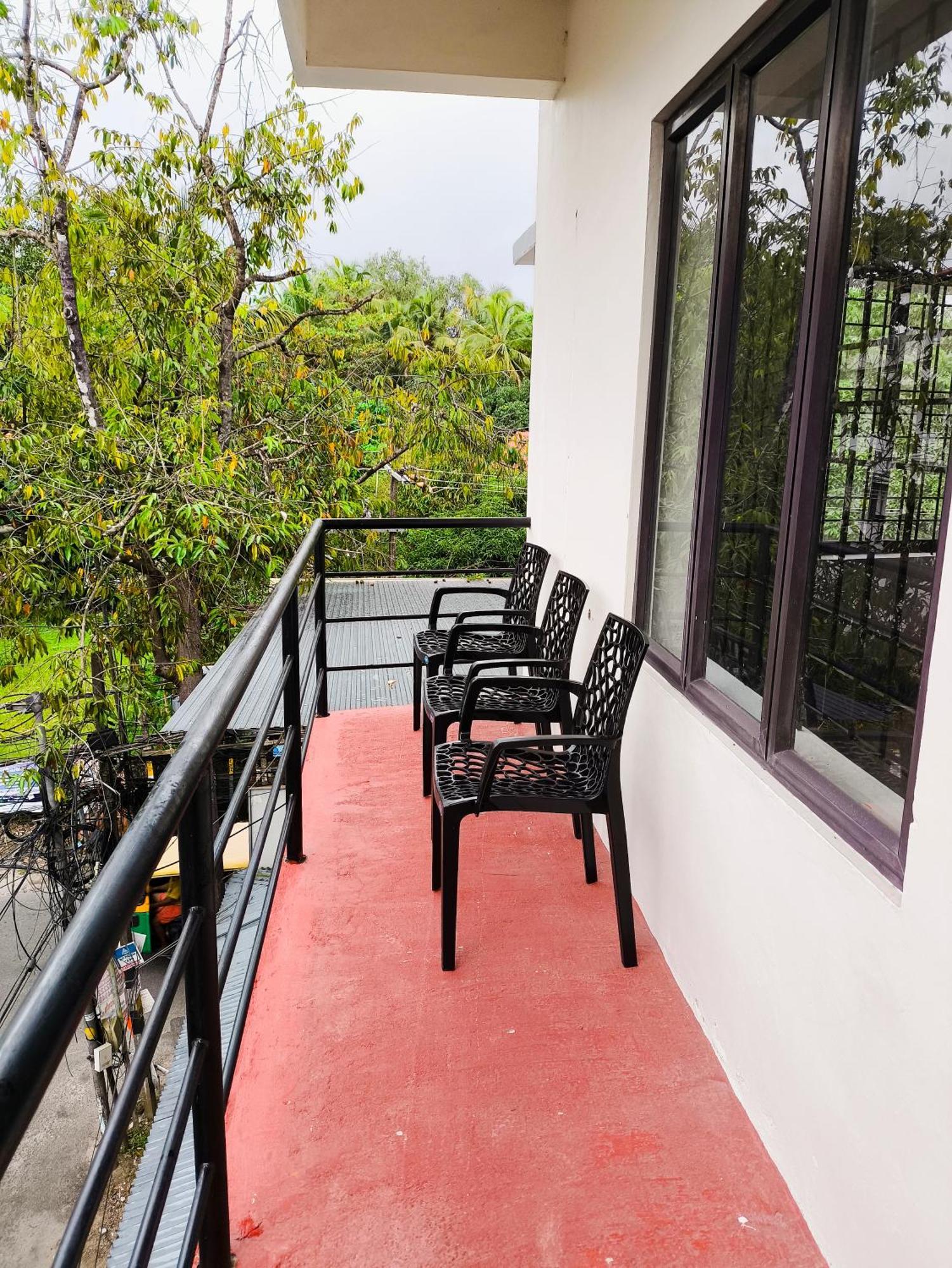 Hostel Stayzo Kochi Exterior photo